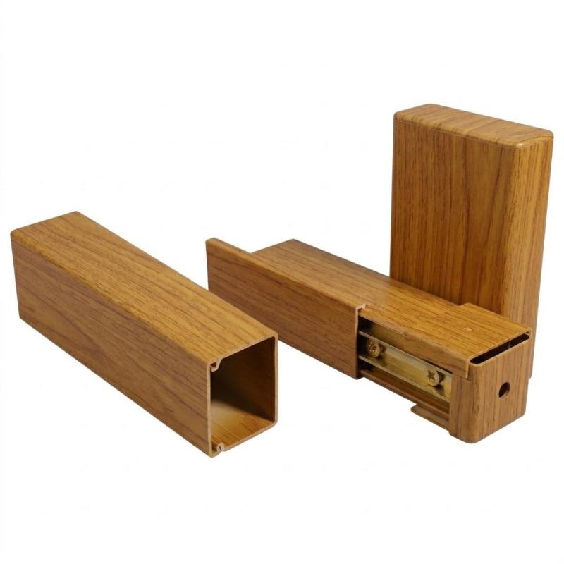 Zakrývací profil fólie Zlatý dub, s uzáverom 40 x 40 mm., k nosníkom PVC plotoviek MODULAR